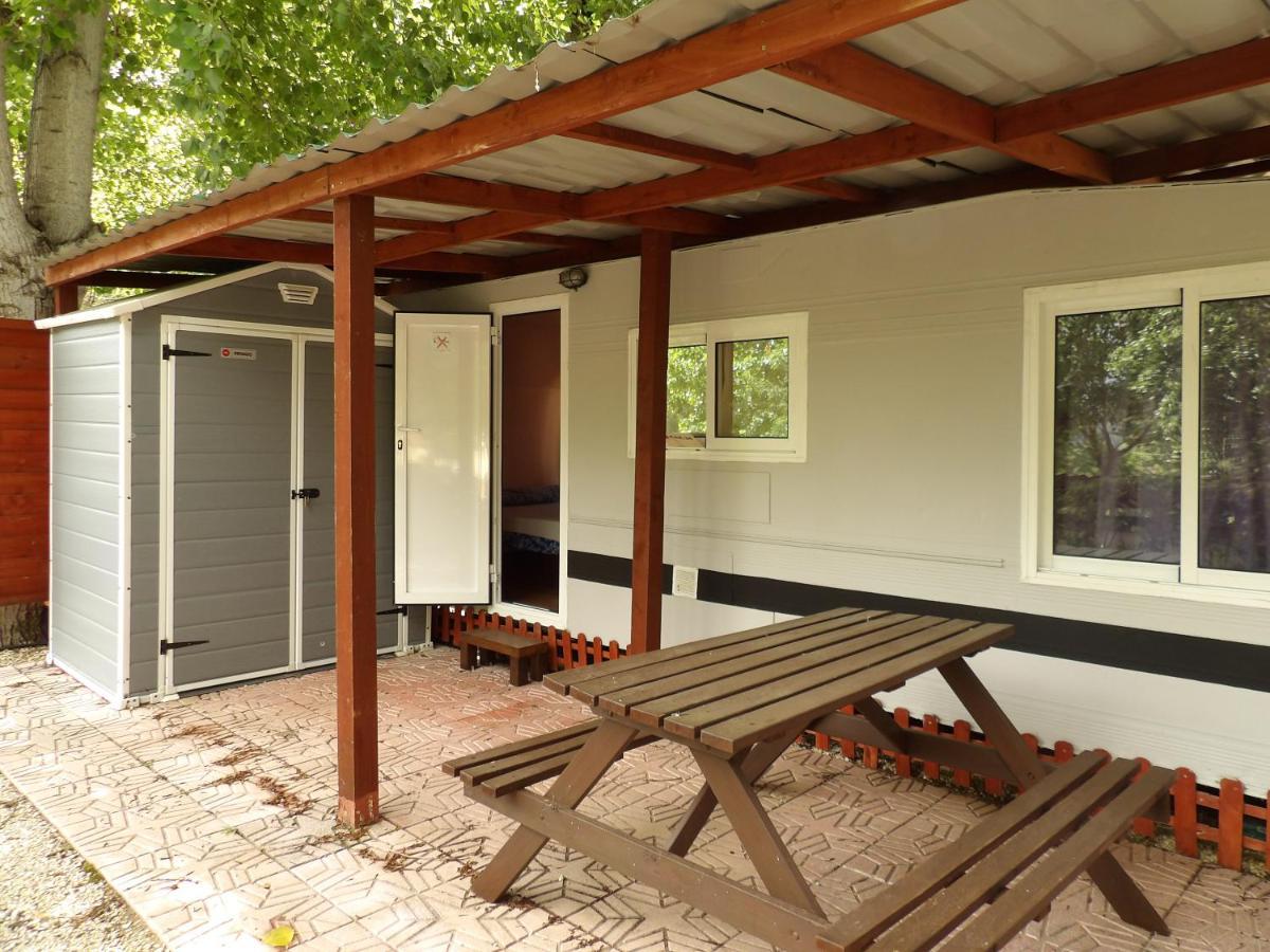 Hotel Oasis Country Park Rugat Zewnętrze zdjęcie