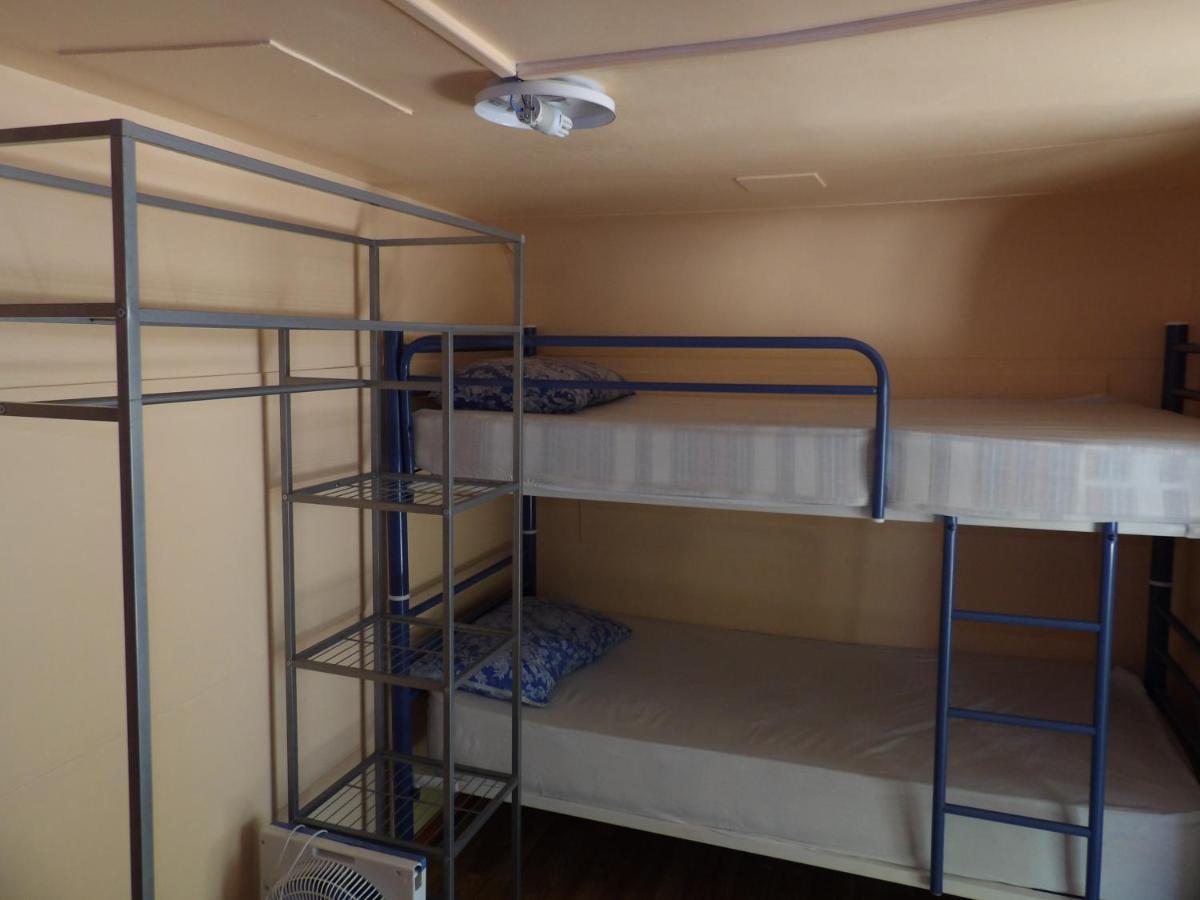 Hotel Oasis Country Park Rugat Zewnętrze zdjęcie