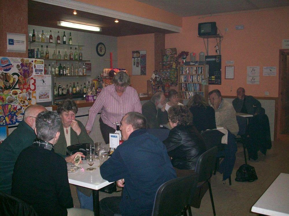 Hotel Oasis Country Park Rugat Zewnętrze zdjęcie