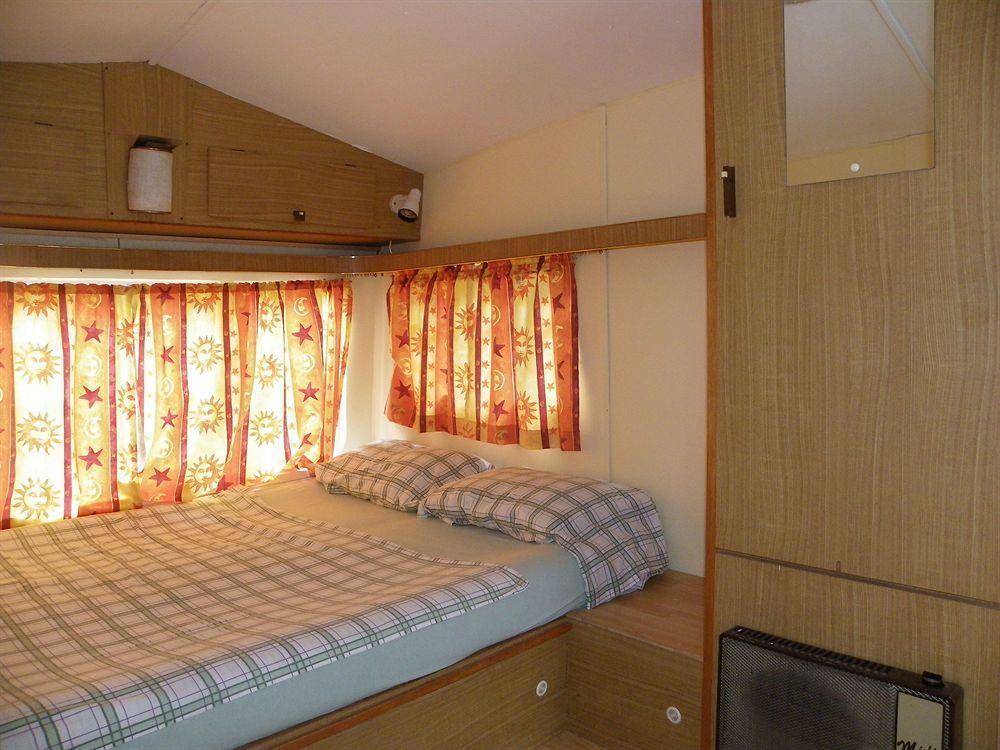 Hotel Oasis Country Park Rugat Zewnętrze zdjęcie