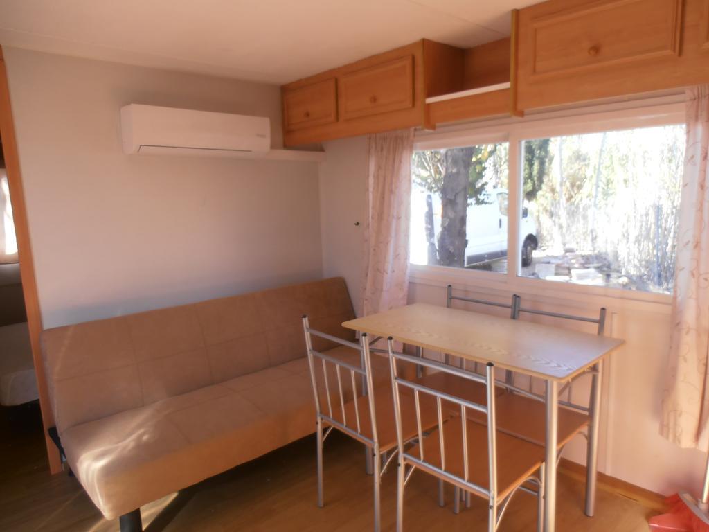 Hotel Oasis Country Park Rugat Zewnętrze zdjęcie