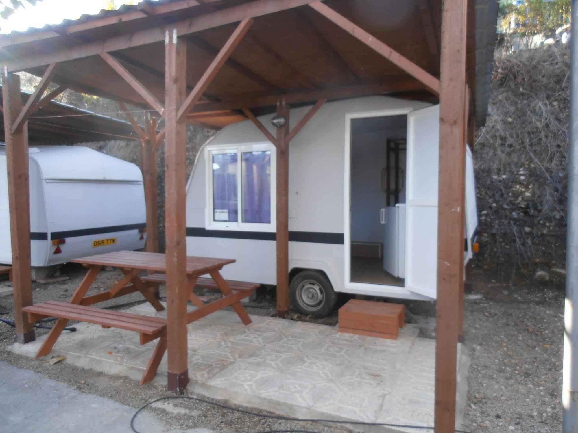Hotel Oasis Country Park Rugat Zewnętrze zdjęcie