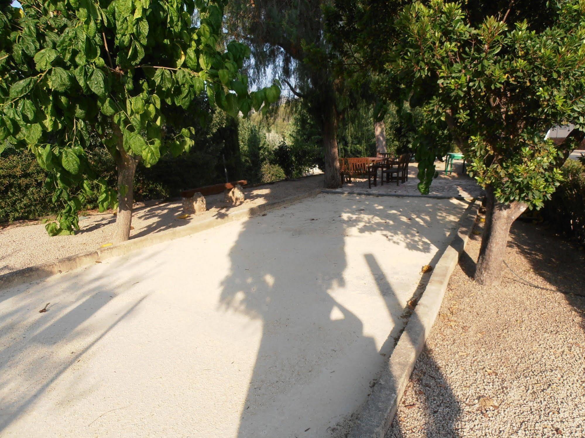 Hotel Oasis Country Park Rugat Zewnętrze zdjęcie